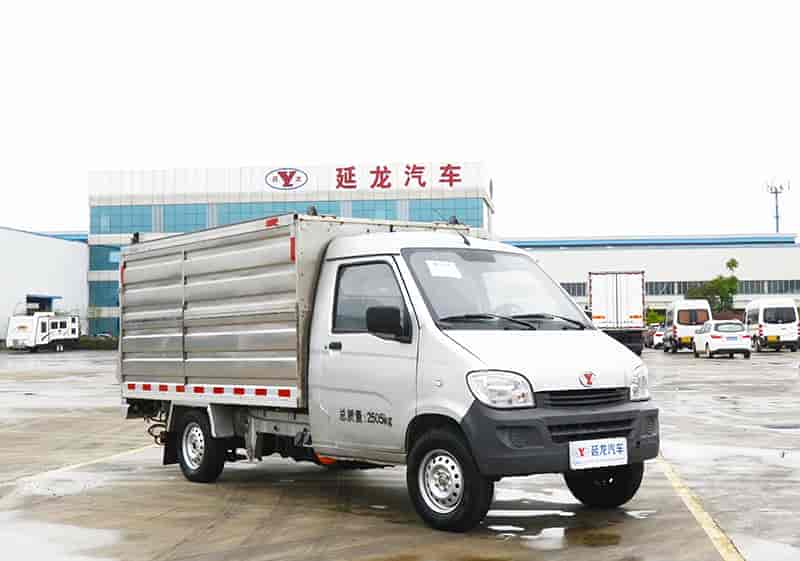 延龍牌純電動(dòng)密閉式桶裝垃圾車，垃圾分類首選車